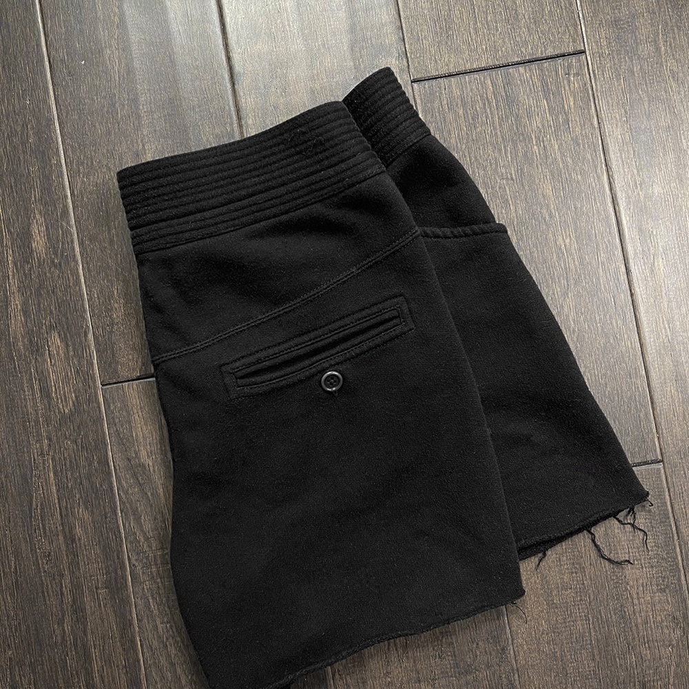 isabel marant┆black knit shorts - Picture 3 of 7